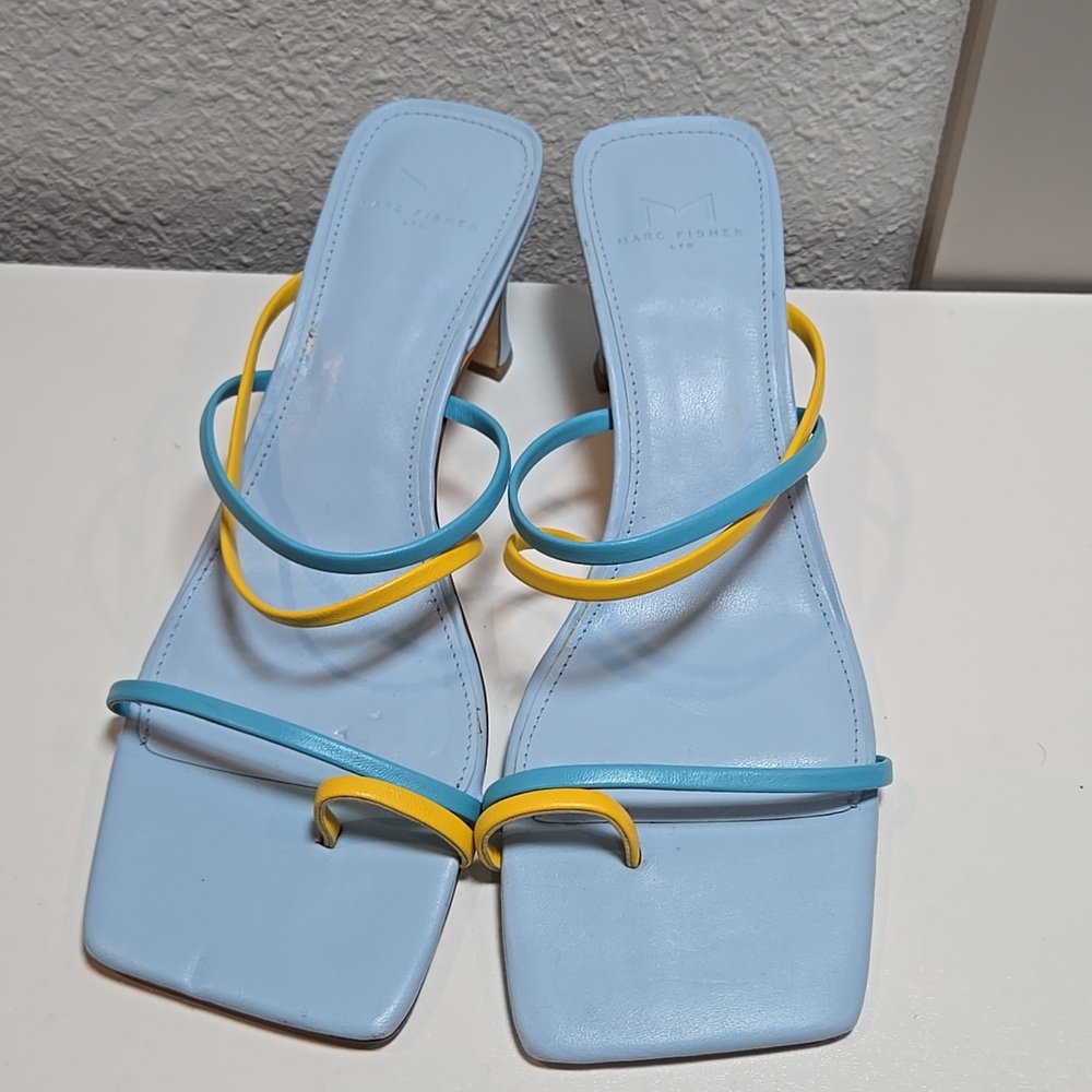 Marc Fisher Light Blue and Yellow Strappy Heels Size 8.5 - Picture 2 of 8